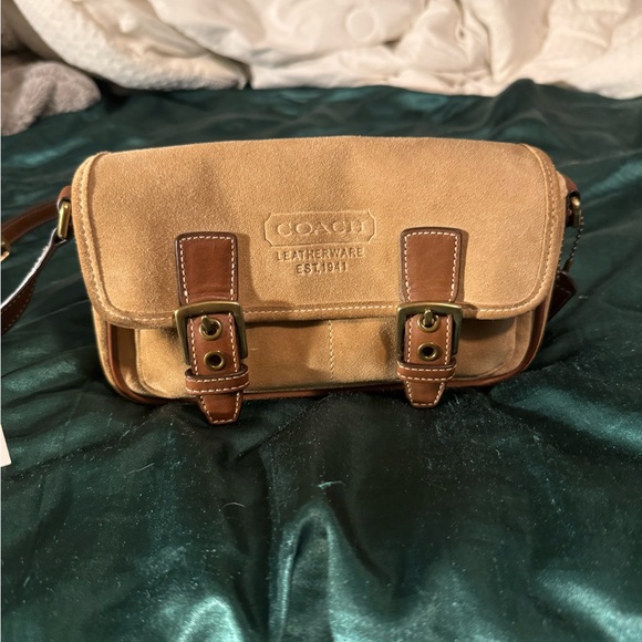 Coach Tan and Brown Leather Flap Bag - Picture 2 of 7